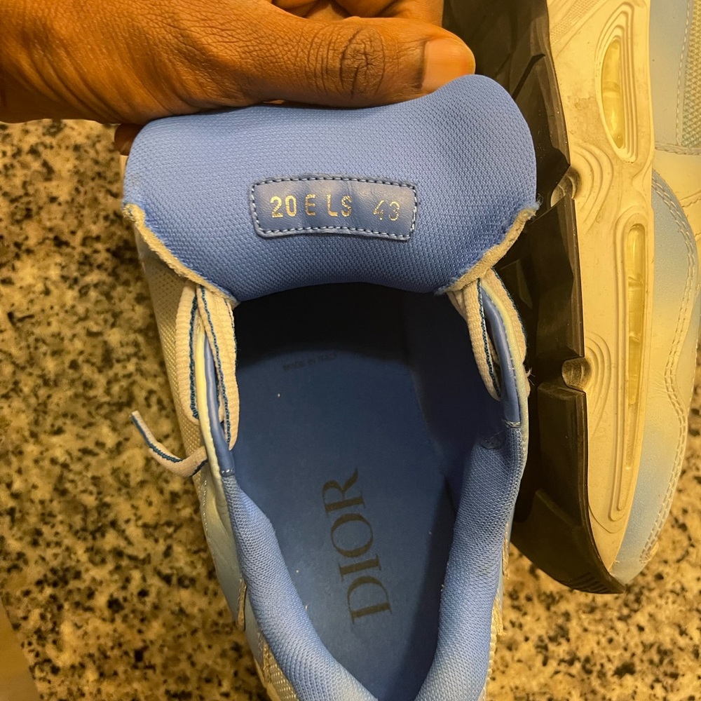Christian Dior (CD1 gradient) Men sneakers! Size 43 - Picture 3 of 4